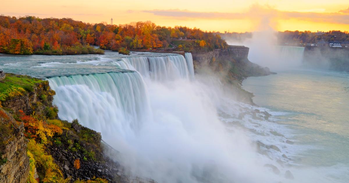 6 secrets of famous places: Sphinx, Niagara, and more.