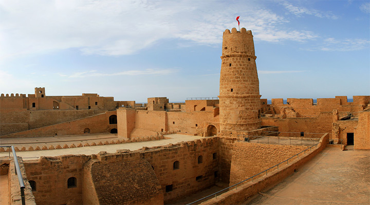 Al Manstir Castle