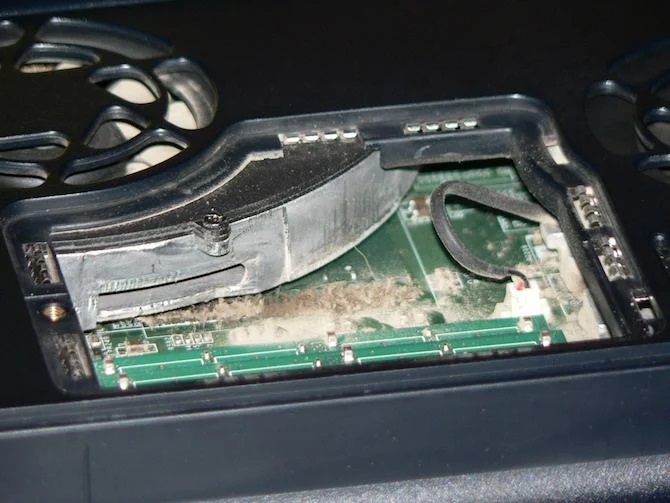 Dusting the laptop