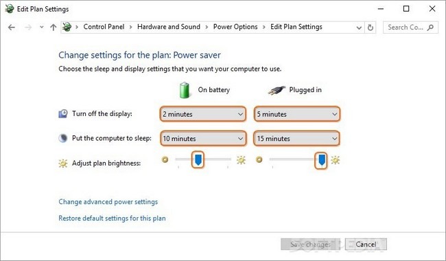 Automatic switching between power saving modes 